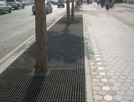 鋼格柵樹池蓋板